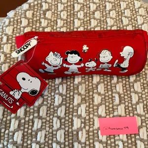 PEANUTS -  New red carrying case/ pouch with multiple characters printed